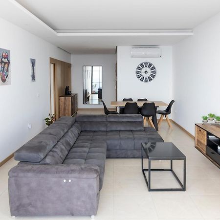 3 Bdr Aprt, Amazing Seaview, Rooftop Pool - Lcgr 프라이아 외부 사진